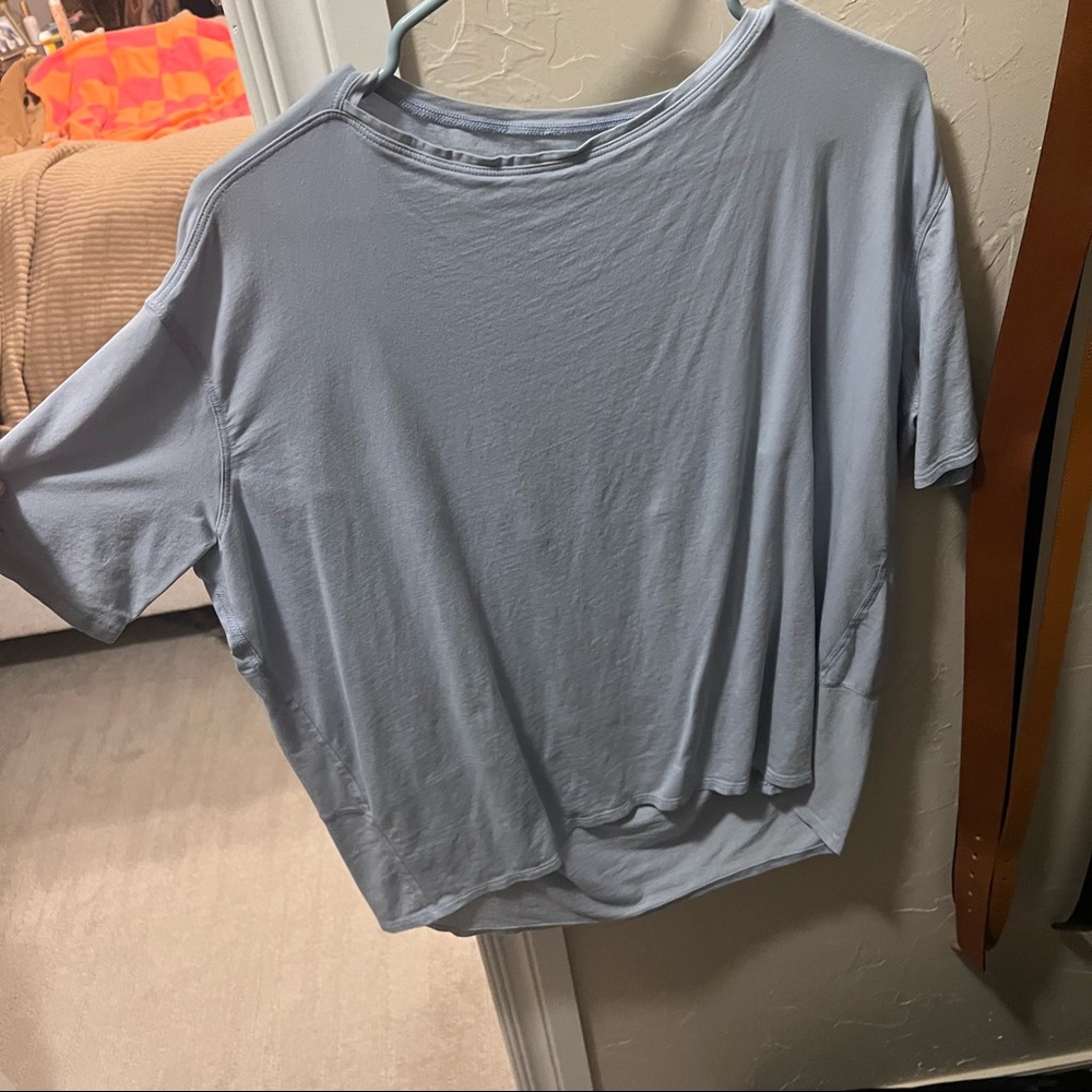 Lululemon top